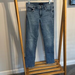 Lucky Brand Jeans Size 6/28 SweetnMidrise Straight